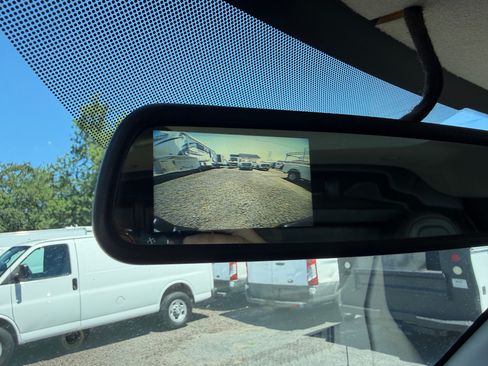 Used 2022 GMC Savana 2500 UNAVAIL RWD image 18