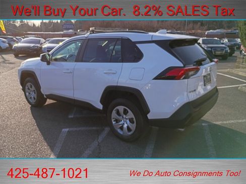 Used 2020 Toyota RAV4 LE AWD/4WD image 9