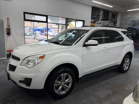 Used 2014 Chevrolet Equinox FWD LT w/ 1LT image 2