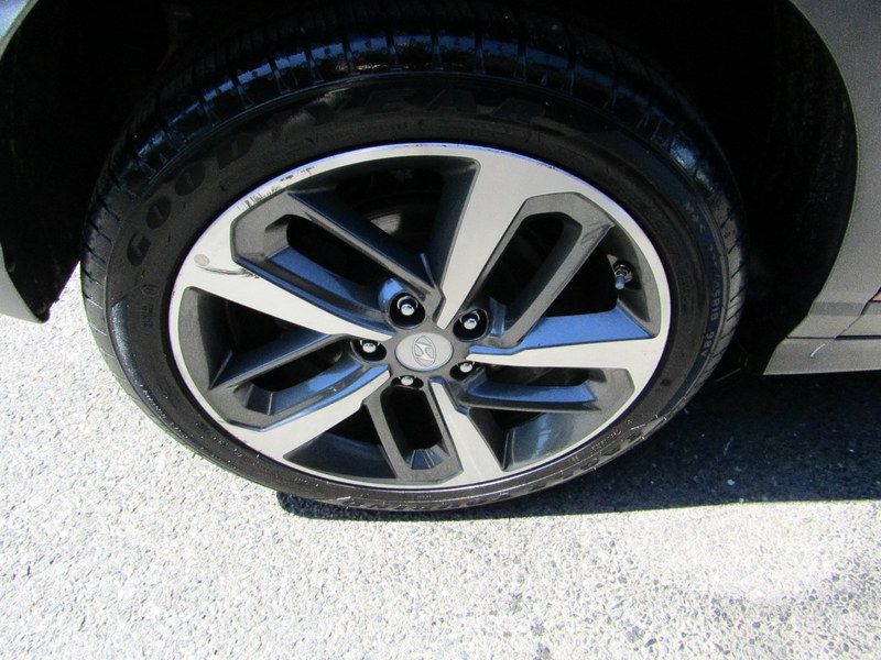 Used 2019 Hyundai Kona AWD Ultimate image 11