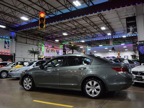 Used 2010 Honda Accord EX-L image 4