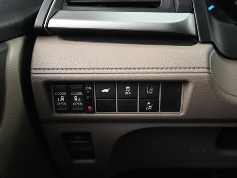 Used 2018 Honda Odyssey EX-L image 33