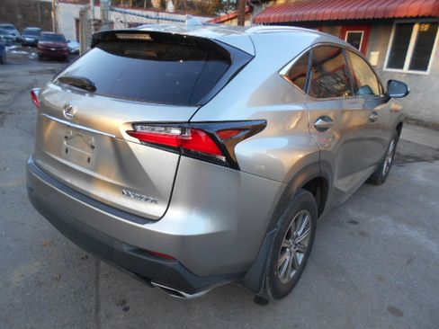 Used 2016 Lexus NX 200t image 3