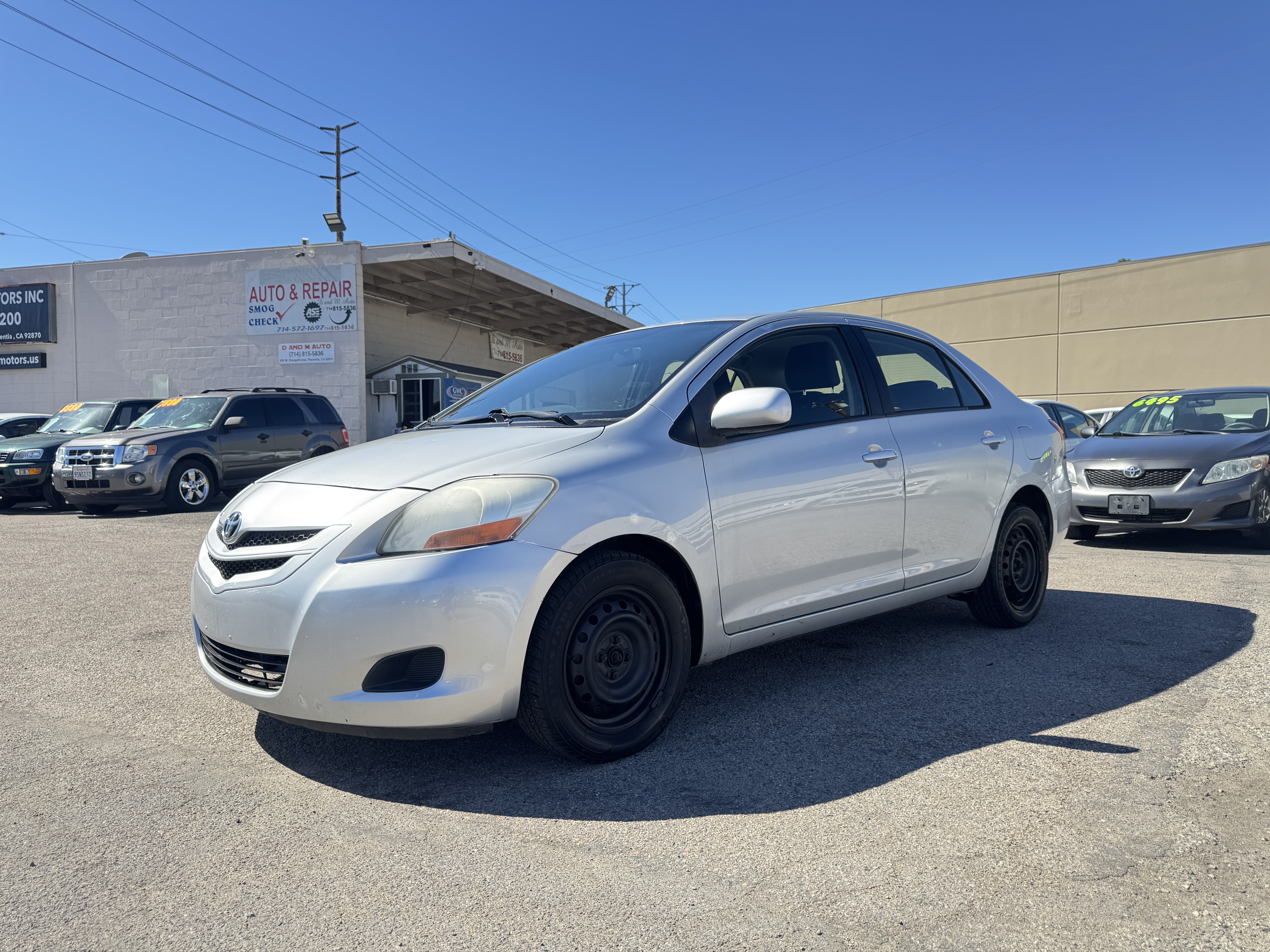 Used 2008 Toyota Yaris Sedan FWD image 3