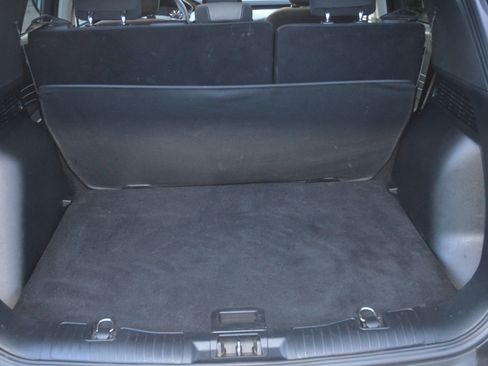 Used 2021 Ford Escape SE image 19