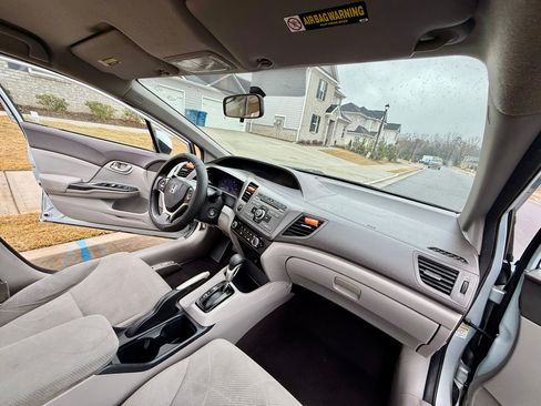 Used 2012 Honda Civic LX image 5