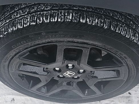 Used 2023 Honda Passport EX-L image 15