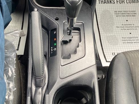 Used 2017 Toyota RAV4 LE image 10