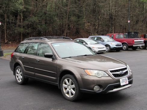 Used 2009 Subaru Outback 2.5i Premium image 11