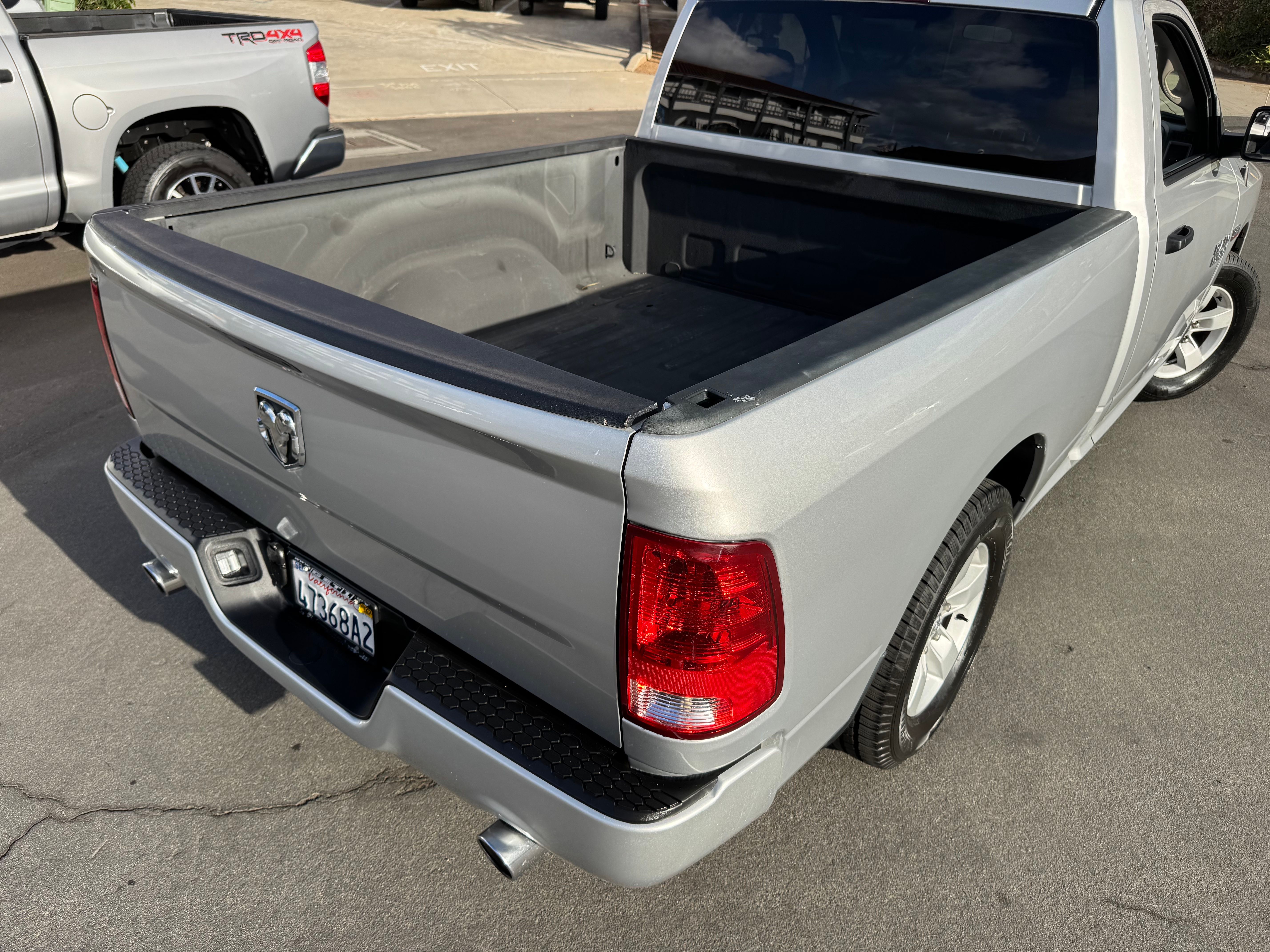 Used 2016 RAM 1500 2WD Regular Cab ST image 10