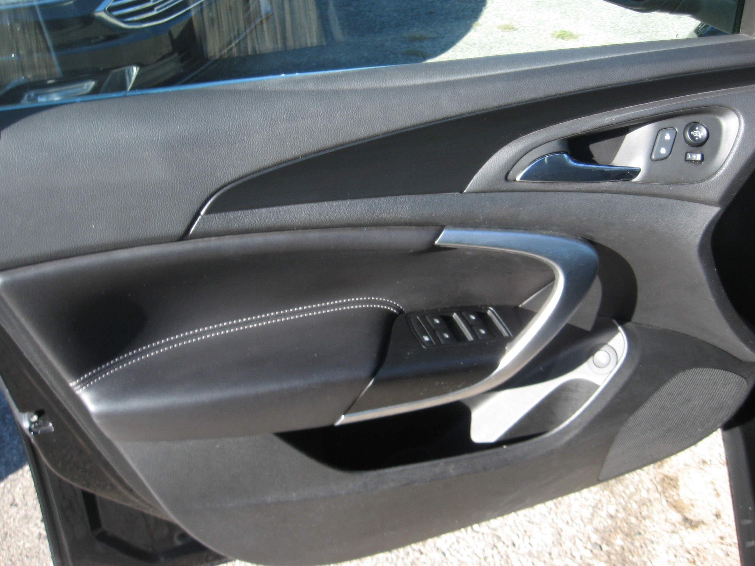 Used 2015 Buick Regal Premium AWD image 8