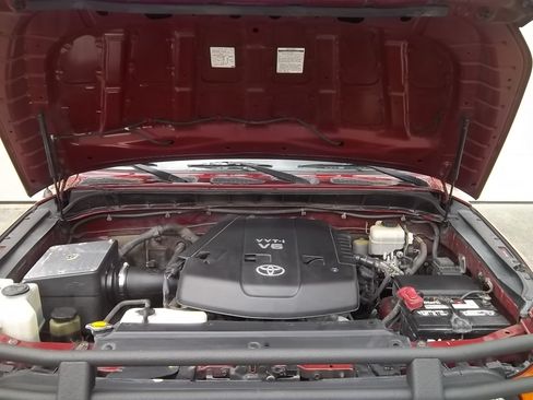 Used 2008 Toyota FJ Cruiser image 11