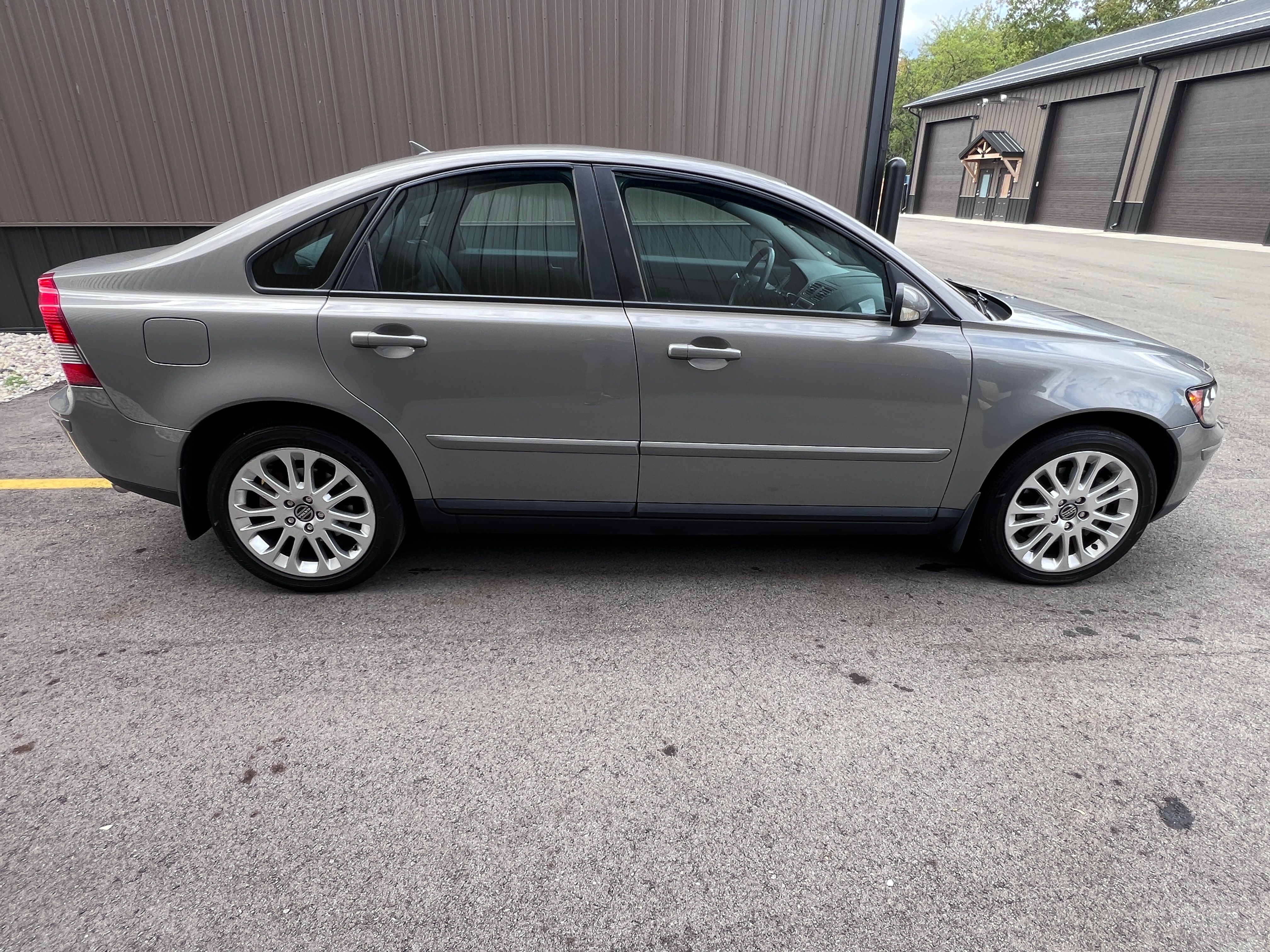 Used 2005 Volvo S40 T5 AWD image 15