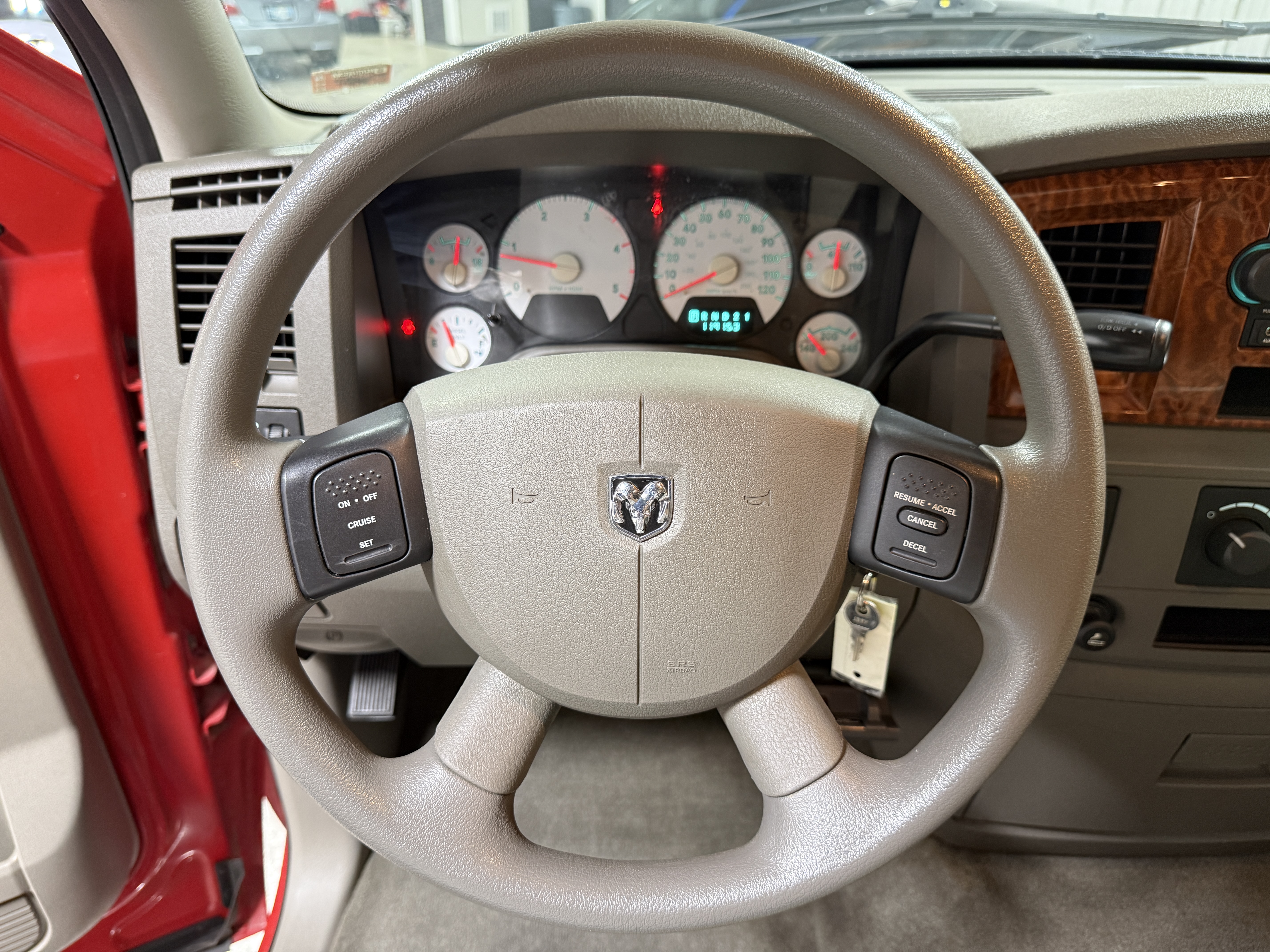 Used 2006 Dodge Ram 2500 Truck 4x4 Quad Cab image 23