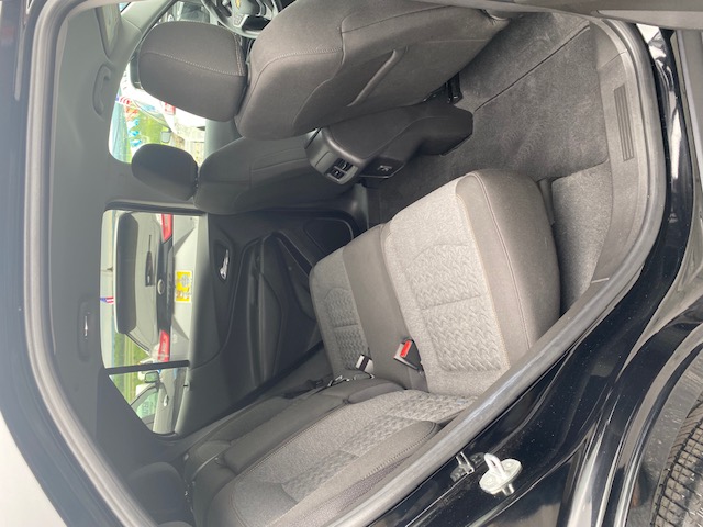 Used 2023 Chevrolet Equinox AWD LT w/ 1LT image 10