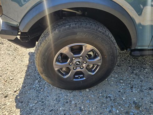 Used 2022 Ford Bronco AWD/4WD image 8