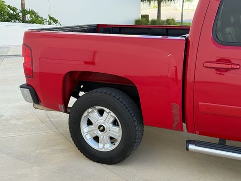 Used 2007 Chevrolet Silverado 1500 LTZ image 44
