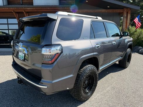 Used 2016 Toyota 4Runner 4WD image 5