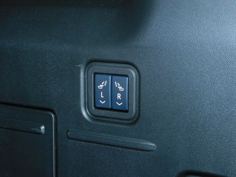 Used 2025 GMC Hummer EV 3X image 25