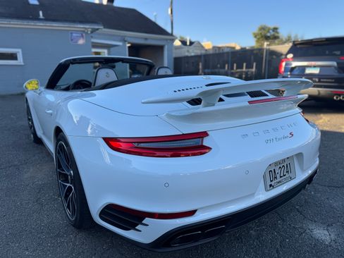 Used 2017 Porsche 911 Turbo S image 71