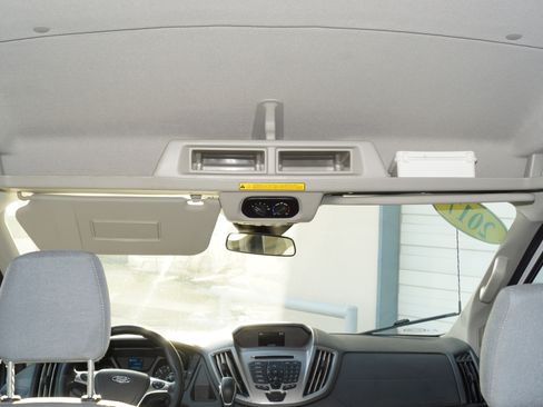 Used 2017 Ford Transit 350 image 12