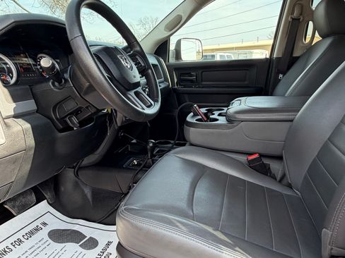 Used 2017 RAM 2500 Tradesman image 10