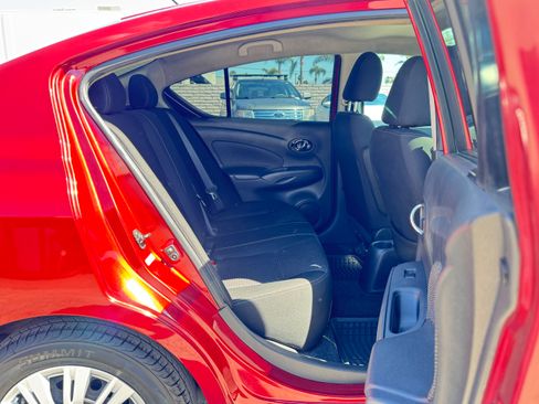 Used 2018 Nissan Versa SV FWD image 20