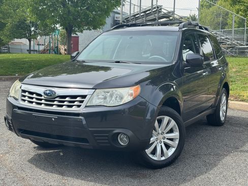 Used 2011 Subaru Forester 2.5X Limited AWD/4WD image 1