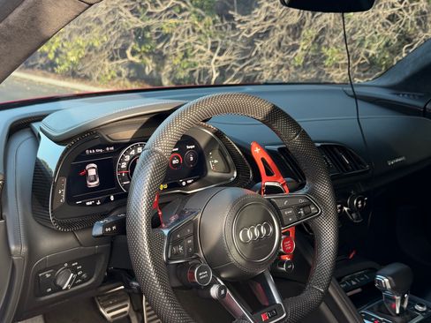 Used 2020 Audi R8 V10 performance image 13