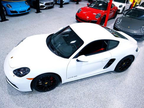Used 2024 Porsche 718 Cayman GTS image 6
