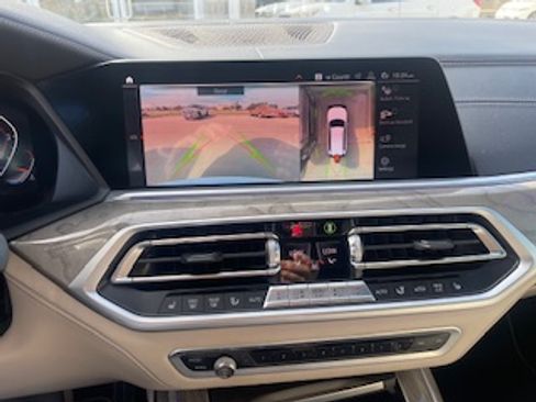 Used 2019 BMW X7 xDrive50i image 6