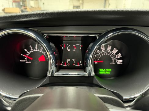 Used 2006 Ford Mustang GT Premium RWD image 13
