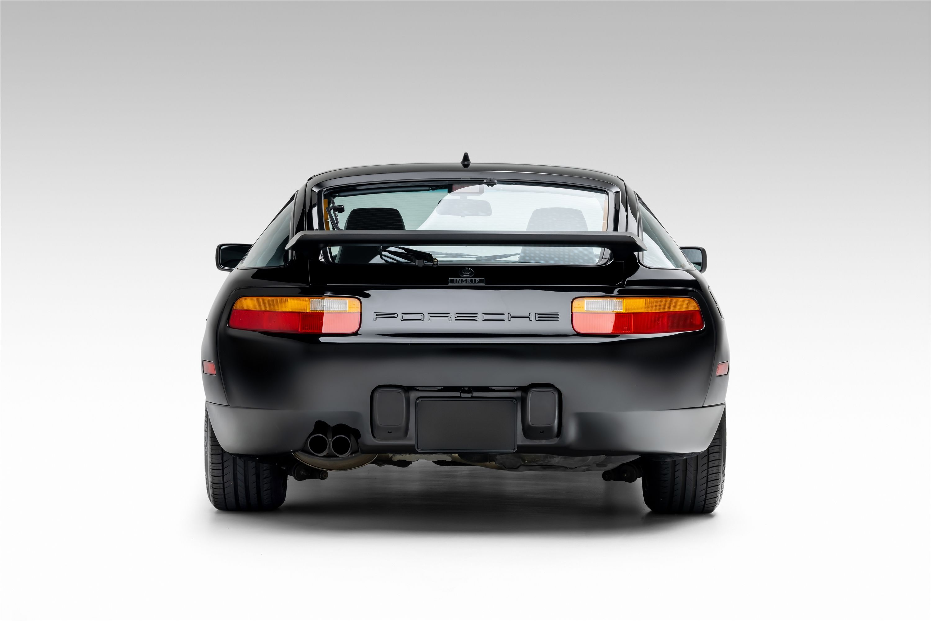 Used 1991 Porsche 928 GT RWD image 3