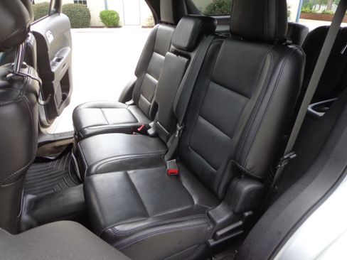 Used 2015 Ford Explorer FWD Limited image 15