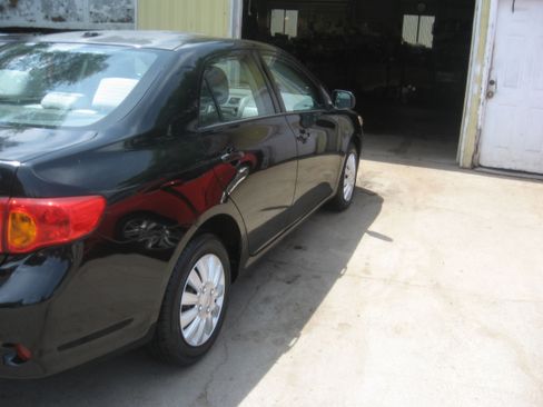 Used 2009 Toyota Corolla SE Sedan FWD image 4