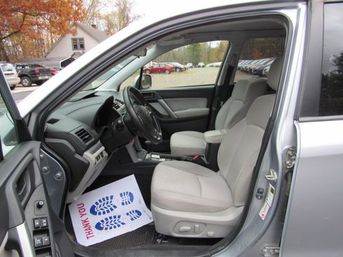 Used 2014 Subaru Forester 2.5i Premium image 18
