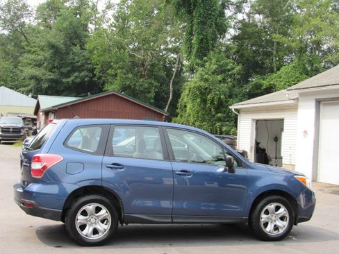 Used 2014 Subaru Forester 2.5i AWD/4WD image 10