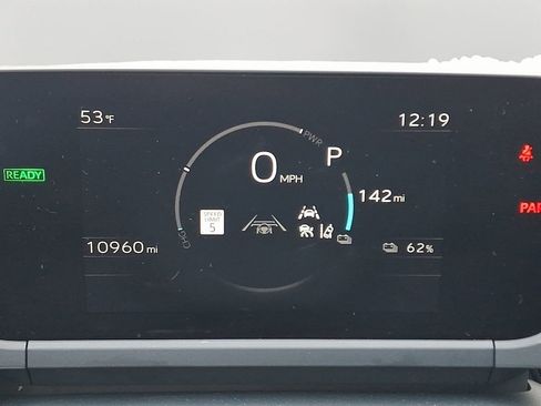 Used 2024 Toyota bZ4X image 22