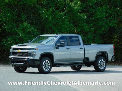 Used 2025 Chevrolet Silverado 2500 Custom