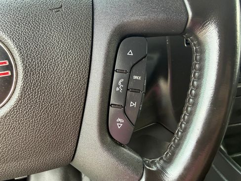 Used 2022 GMC Savana 2500 UNAVAIL RWD image 16
