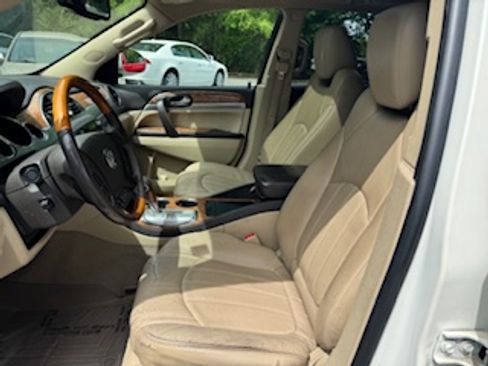 Used 2012 Buick Enclave Premium image 10