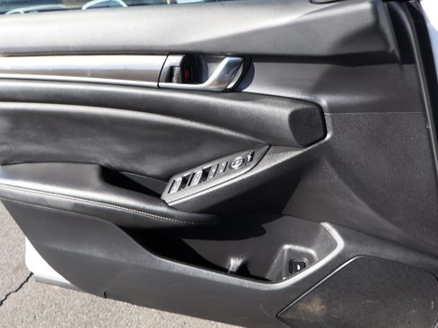 Used 2020 Honda Accord Sport image 17