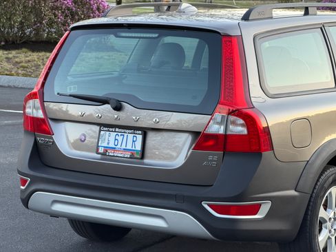 Used 2009 Volvo XC70 3.2 AWD image 12