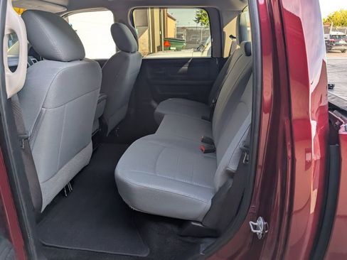 Used 2017 RAM 1500 ST image 8