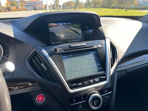Used 2020 Acura MDX SH image 13
