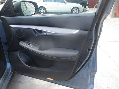 Used 2022 INFINITI QX50 AWD Luxe image 23