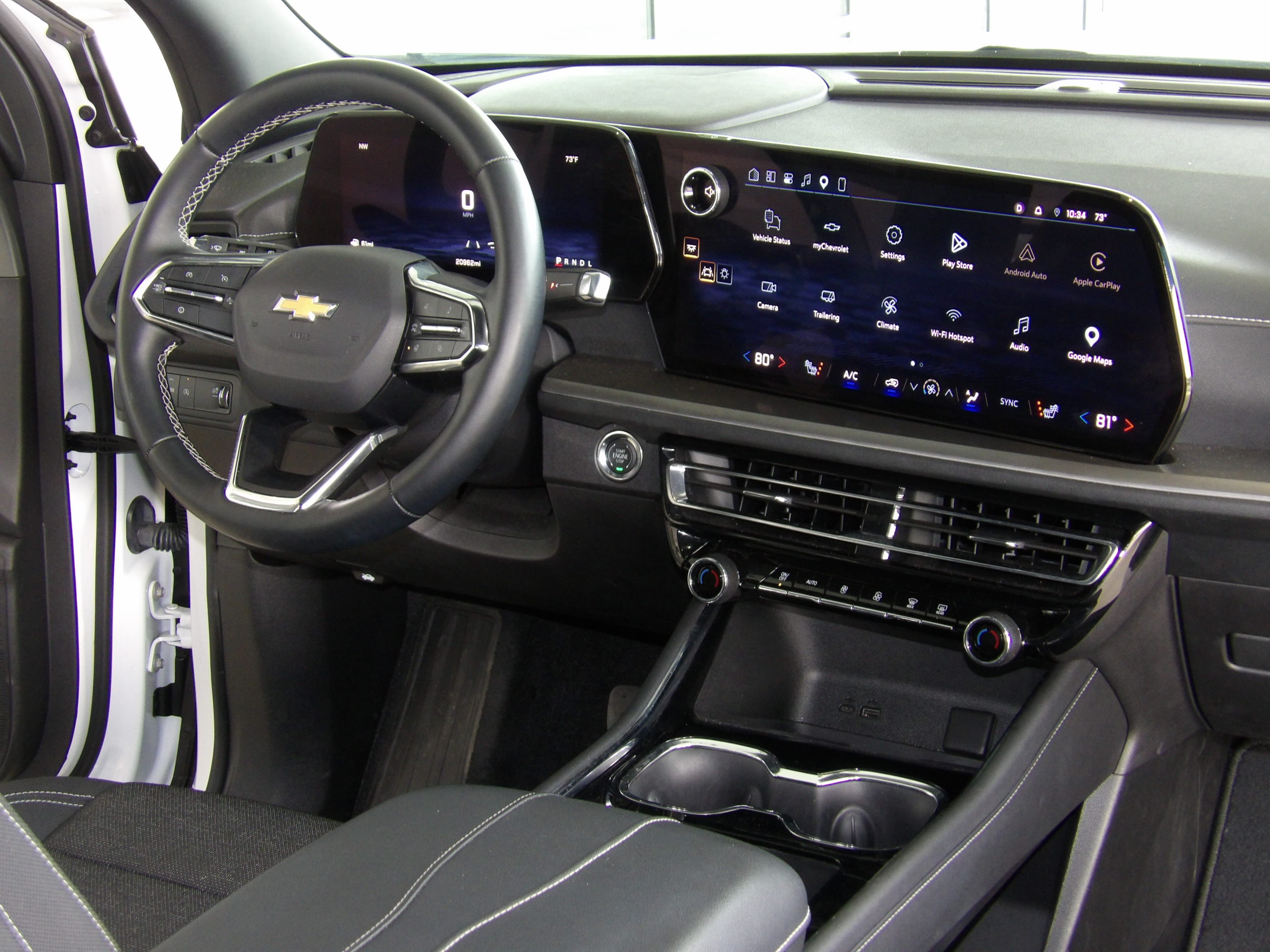 Used 2026 Chevrolet Traverse FWD LT image 22