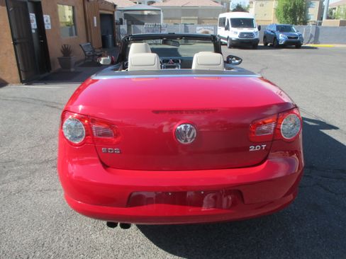 Used 2009 Volkswagen Eos Komfort FWD image 14