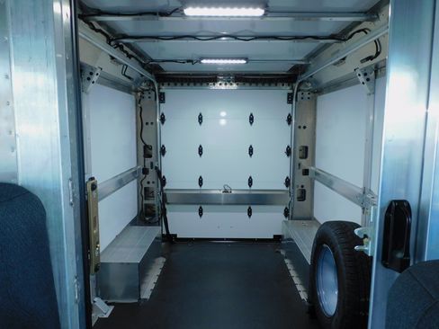 New 2025 Chevrolet Brightdrop 400 image 27