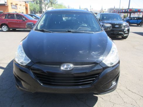 Used 2011 Hyundai Tucson 2WD image 3